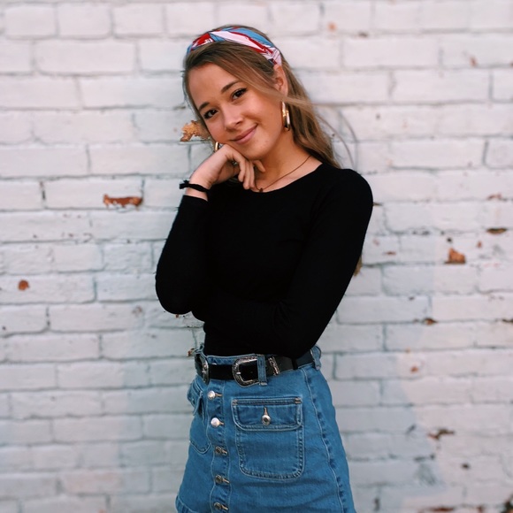 Meet your Posher, Alexa - Picture 1 of 1